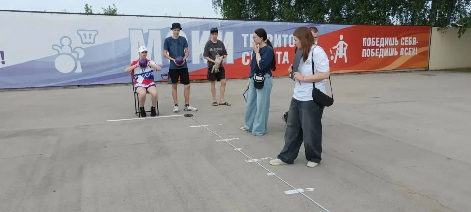 Команда Луганского техникума-интерната на Всероссийском фестивале паралимпийского спорта Команда Луганского техникума-интерната на Всероссийском фестивале паралимпийского спорта