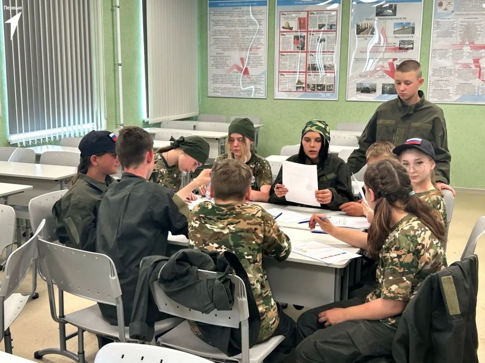 Игра сильных и смелых!. В Луганске состоялся региональный этап военно-патриотической игры «Зарница 2.0» Новоайдарский муниципальный округ представила команда «Варяг81» Райгородской школы в средней возрастной категории На...