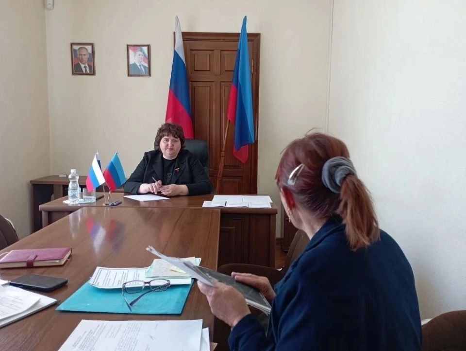 Заместитель Главы Администрации города Луганска провела личный прием граждан Заместитель Главы Администрации города Луганска провела личный прием граждан