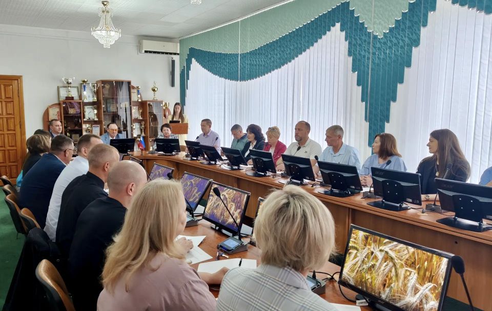 В ЛНР прошел второй Всероссийский агродиктант В ЛНР прошел второй Всероссийский агродиктант