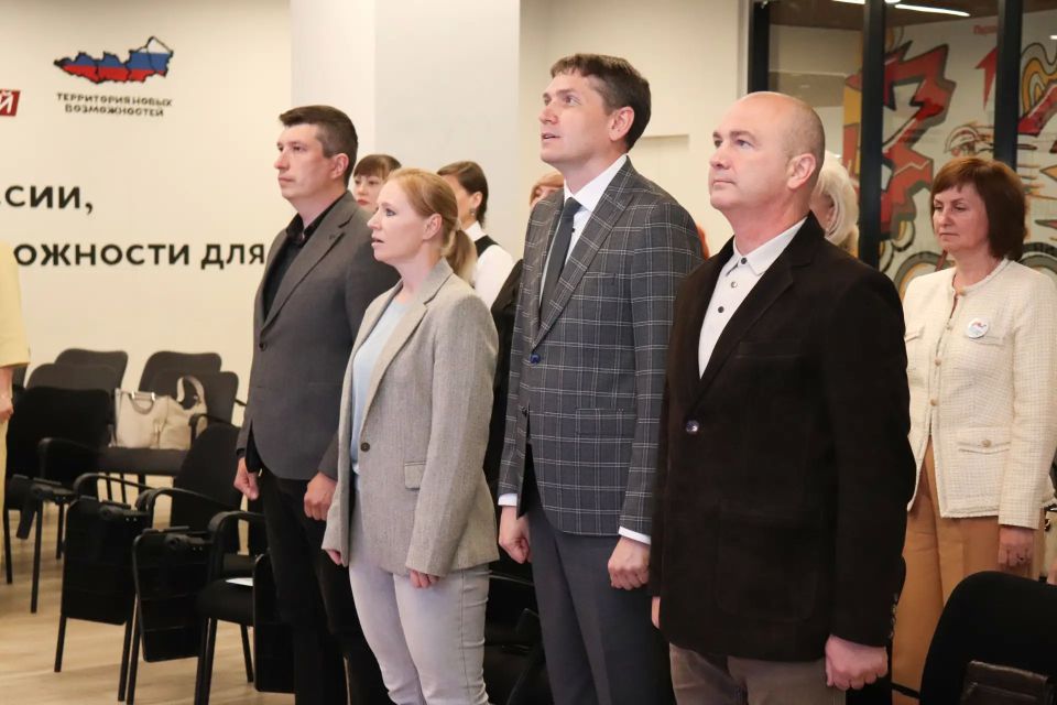 В Луганске отметили сотрудников фонда «Защитники Отечества»