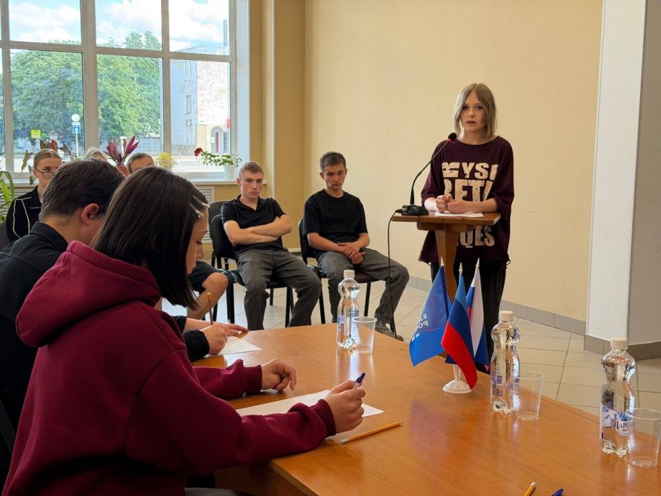 Сергей Колягин: Публичные дискуссии – ценный инструмент для развития навыков аргументации и четкого изложения мыслей, особенно для молодежи Сергей Колягин: Публичные дискуссии – ценный инструмент для развития навыков аргументации и четкого изложения мыслей, особенно для молодежи
