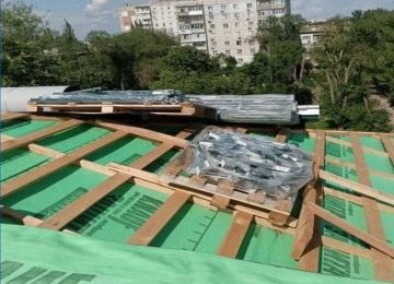 Виктор Водолацкий: Планируется капитально отремонтировать в текущем году еще 4 кровли многоэтажек города Луганска