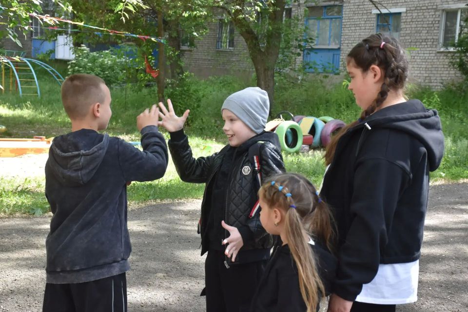 В Стаханове продолжается движение за активное развитие территорий В Стаханове продолжается движение за активное развитие территорий