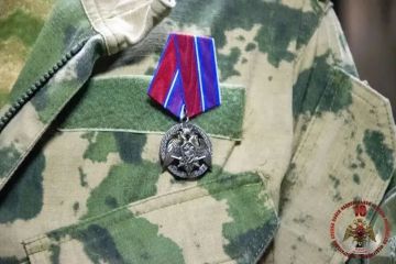 В ЛНР наградили росгвардейцев