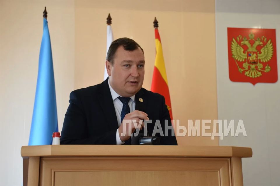 В Краснодоне состоялось важное мероприятие, в котором приняли участие руководители муниципалитетов, представители региональной власти и эксперты в области экономики и гражданской защиты В Краснодоне состоялось важное мероприятие, в котором приняли участие руководители муниципалитетов, представители региональной власти и эксперты в области экономики и гражданской защиты