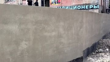 В Краснодоне продолжается активная фаза капитального ремонта здания городского отдела ЗАГС