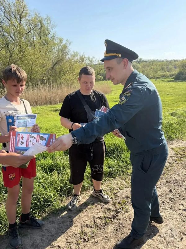 Очередной профилактический рейд провели совместно спасатели МЧС России и работники лесхоза Очередной профилактический рейд провели совместно спасатели МЧС России и работники лесхоза