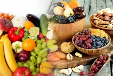Поддержка в борьбе: Продукты и напитки, которые помогают уменьшить тягу