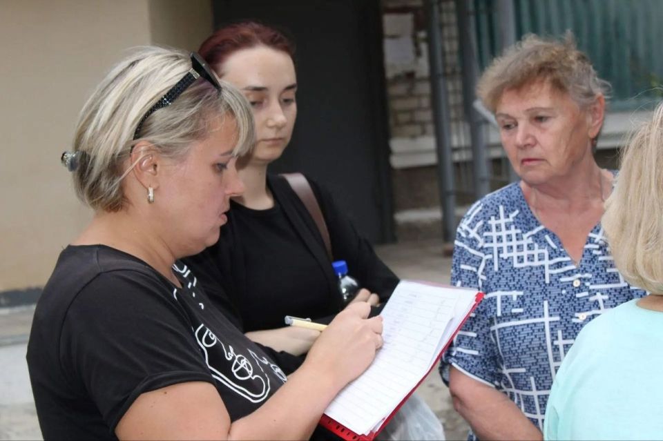 Жители ЖК «Ракета» благодарят Владимира Шавлая за помощь в юридической поддержке Жители ЖК «Ракета» благодарят Владимира Шавлая за помощь в юридической поддержке