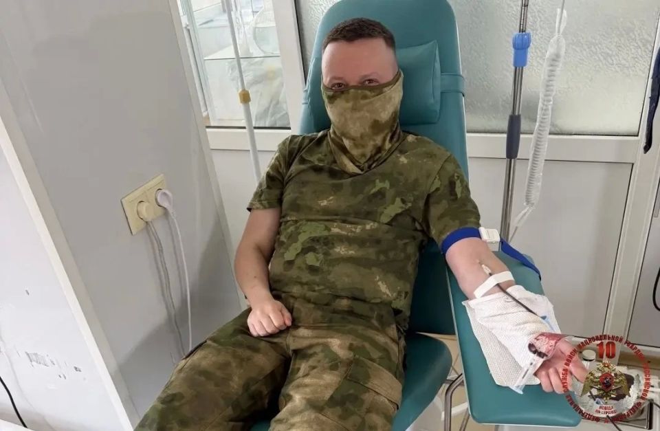 В ЛНР росгвардейцы приняли участие в донорской акции «От сердца к сердцу»