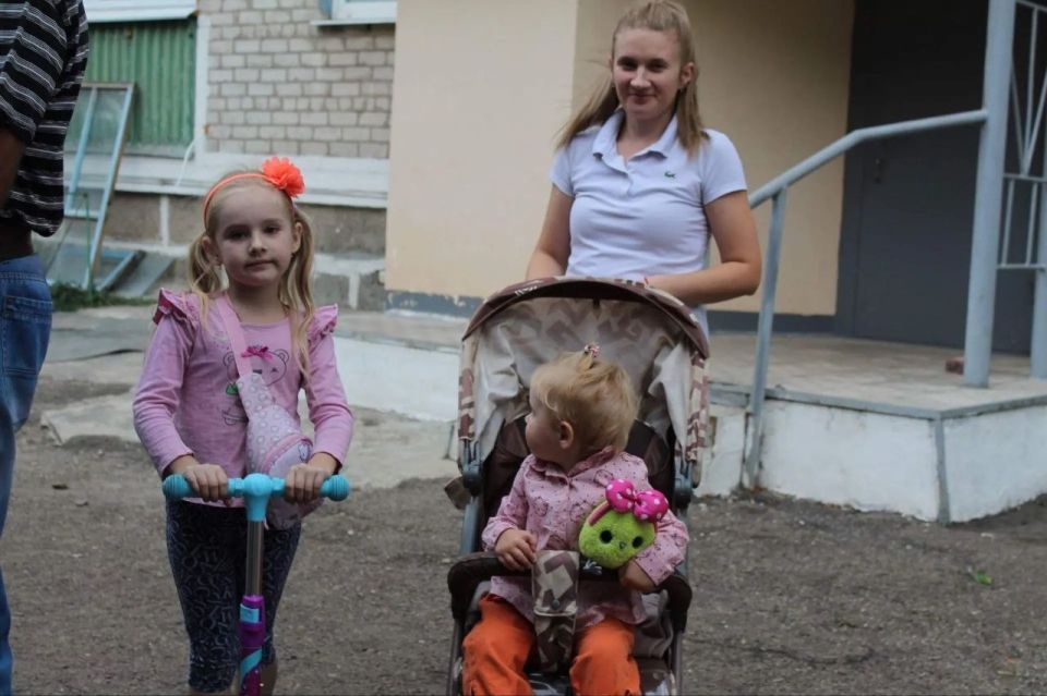 Жители ЖК «Ракета» благодарят Владимира Шавлая за помощь в юридической поддержке Жители ЖК «Ракета» благодарят Владимира Шавлая за помощь в юридической поддержке