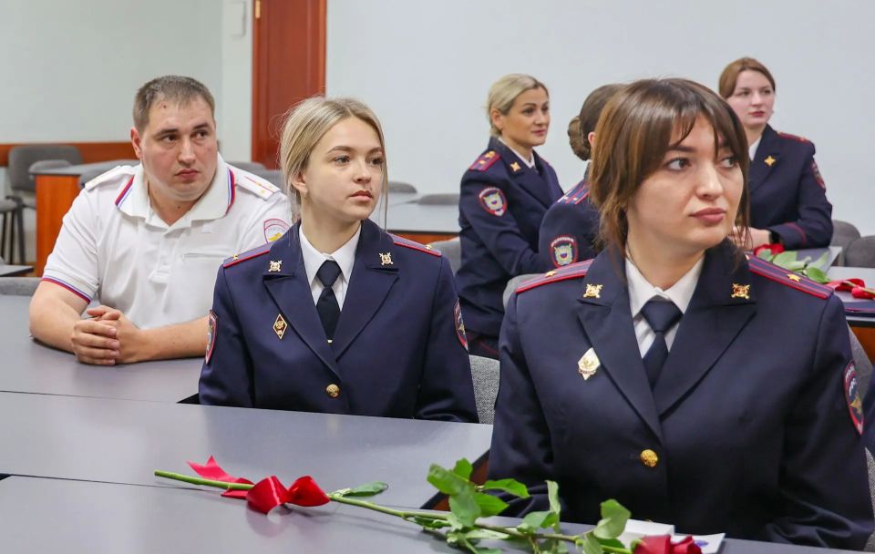 В региональном МВД отметили заслуги сотрудников ПДН в преддверии 91й годовщины образования службы В региональном МВД отметили заслуги сотрудников ПДН в преддверии 91й годовщины образования службы