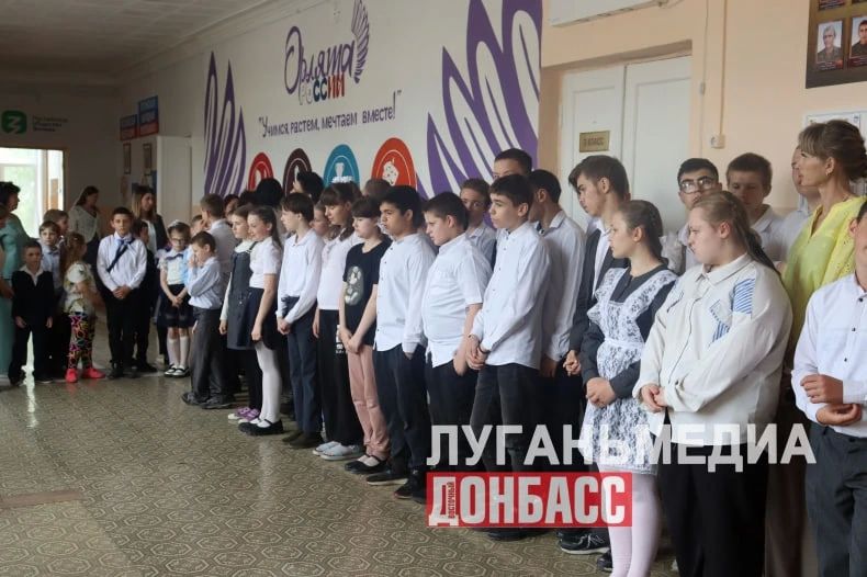 «С теплом из Сибири» – к самых маленьким: красноярские партийцы поздравили юных свердловчан с Днем защиты детей «С теплом из Сибири» – к самых маленьким: красноярские партийцы поздравили юных свердловчан с Днем защиты детей