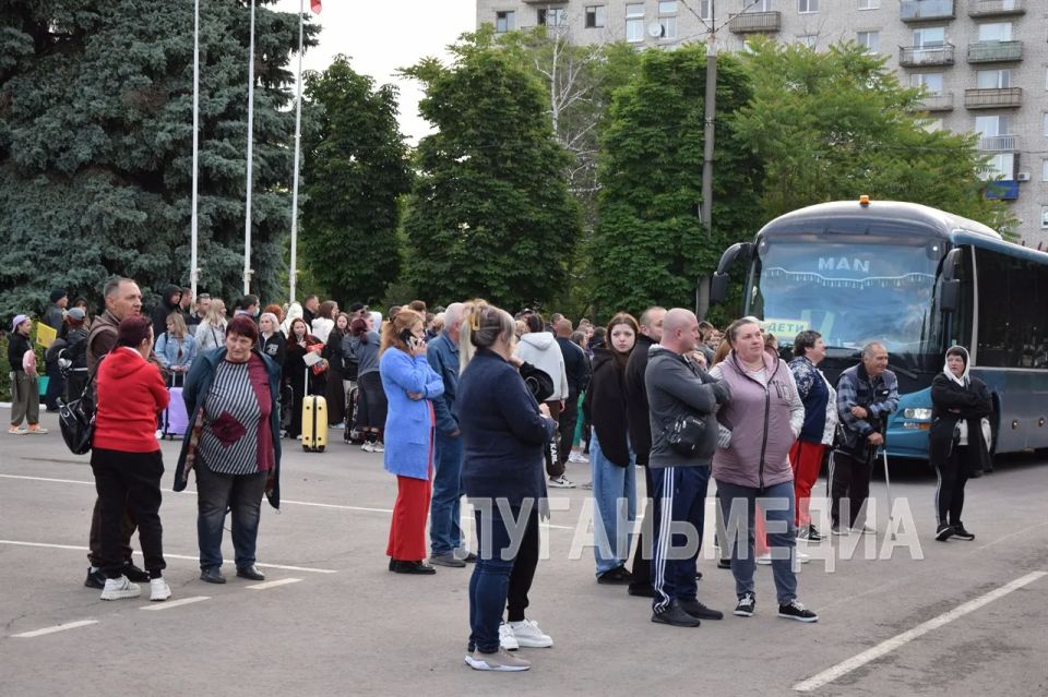 Дети Славяносербского муниципального округа отправились на отдых Дети Славяносербского муниципального округа отправились на отдых