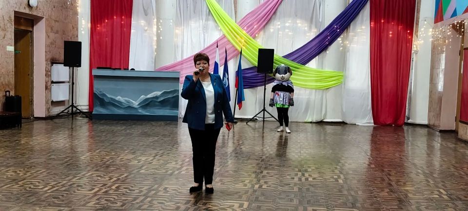 В Молодогвардейском Дворце культуры «Юность» под эгидой ВПП «Единая Россия» прошла игровая программа для детей «Путешествие в творческую страну» В Молодогвардейском Дворце культуры «Юность» под эгидой ВПП «Единая Россия» прошла игровая программа для детей «Путешествие в творческую страну»