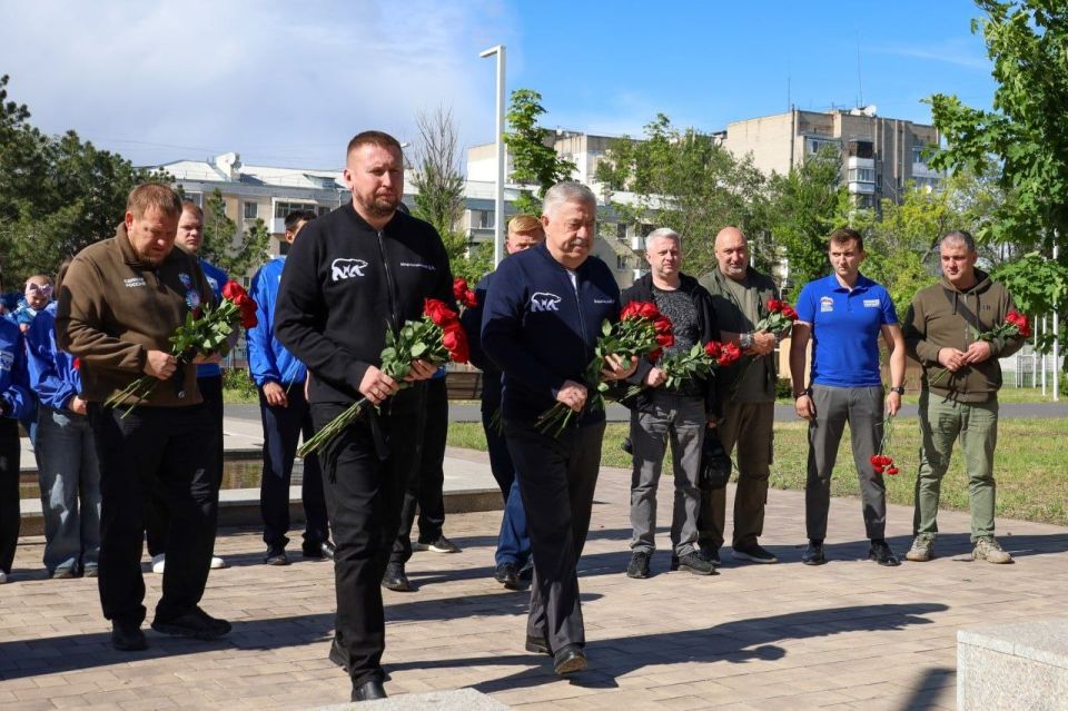 В Луганске почтили память детей - жертв агрессии ВСУ