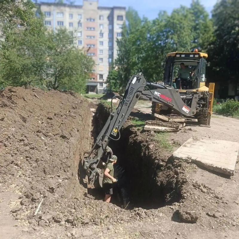 Калужане восстанавливают участок тепловой сети котельной в Первомайске Калужане восстанавливают участок тепловой сети котельной в Первомайске