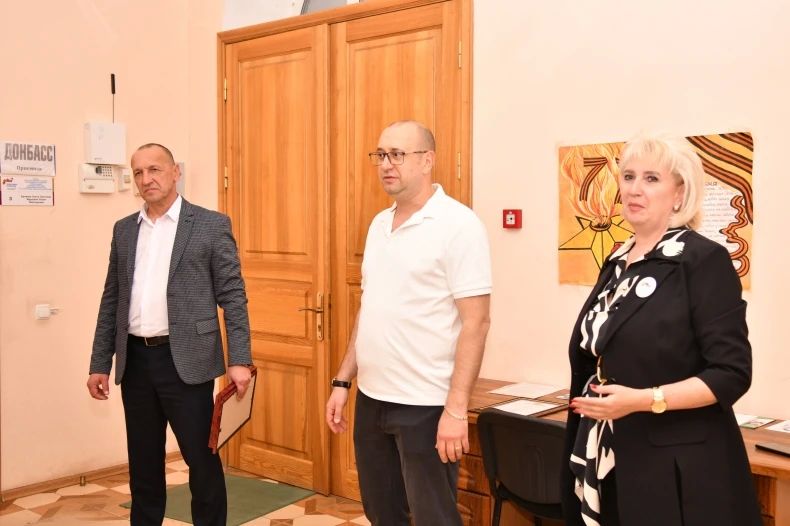 В Свердловске чествовали социальных координаторов фонда «Защитники Отечества» В Свердловске чествовали социальных координаторов фонда «Защитники Отечества»