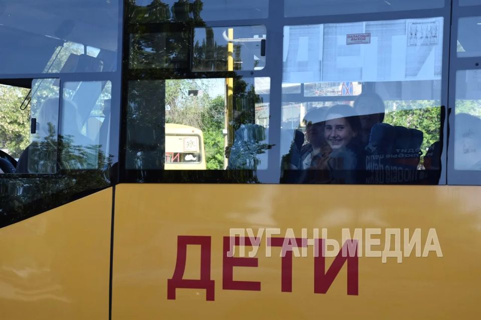 Перевальские школьники отправились на летний отдых и оздоровление в детский лагерь Перевальские школьники отправились на летний отдых и оздоровление в детский лагерь