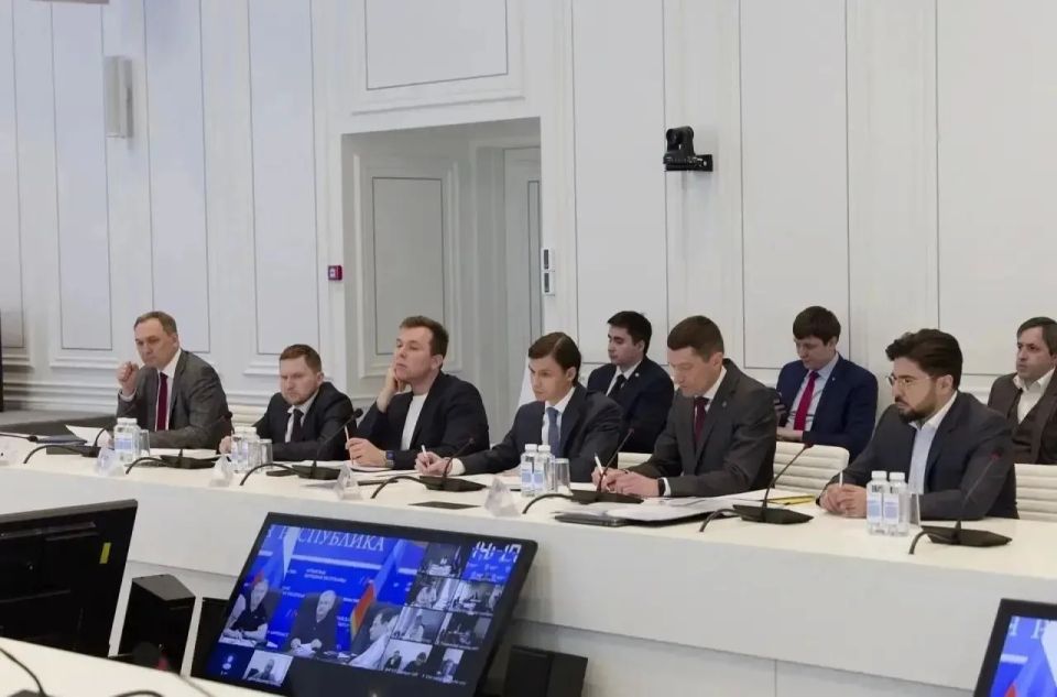 В Минстрое России обсудили вопросы подготовки Лисичанска к осенне-зимнему периоду В Минстрое России обсудили вопросы подготовки Лисичанска к осенне-зимнему периоду