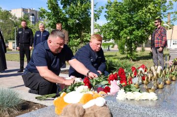 В Луганске почтили память детей - жертв агрессии ВСУ