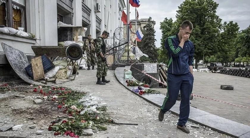 Журналист Глеб Бобров: «Взорвавшийся кондиционер» на 12 лет стал официальной позицией Запада» Писал уже 12 лет назад, кратко повторюсь. 14:58. Луганск. Два украинских штурмовика Су-25 заходят на цель в самом центре города....