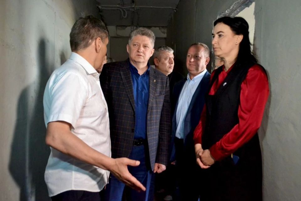 «Новая школа» в действии: Сергей Цемкало проверил реконструкцию школы №59 в Луганске «Новая школа» в действии: Сергей Цемкало проверил реконструкцию школы №59 в Луганске