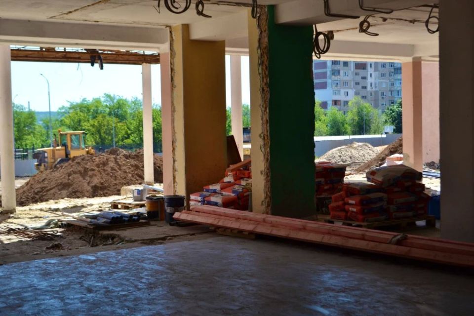 «Новая школа» в действии: Сергей Цемкало проверил реконструкцию школы №59 в Луганске «Новая школа» в действии: Сергей Цемкало проверил реконструкцию школы №59 в Луганске