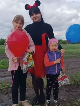 Поселок Лозно-Александровка, села Алексаполь и Петровка отметили День защиты детей с особым теплом