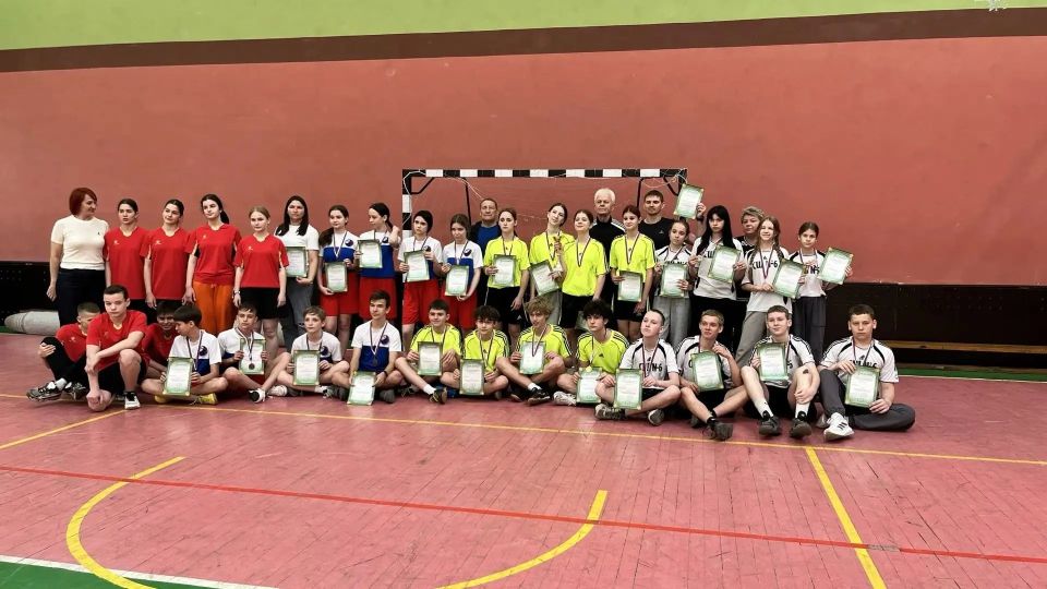 Школьники приняли участие в городском фестивале «Веселые старты»