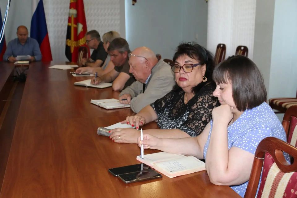 В Администрации Краснодонского муниципального округа прошло важное заседание Комиссии по безопасности дорожного движения В Администрации Краснодонского муниципального округа прошло важное заседание Комиссии по безопасности дорожного движения