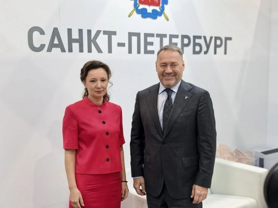 Анна Кузнецова: Представителями иностранных государств передала наш доклад о расследовании преступлений киевского режима против детей, а также обсудили ситуацию с защитой ценностей Анна Кузнецова: Представителями иностранных государств передала наш доклад о расследовании преступлений киевского режима против детей, а также обсудили ситуацию с защитой ценностей