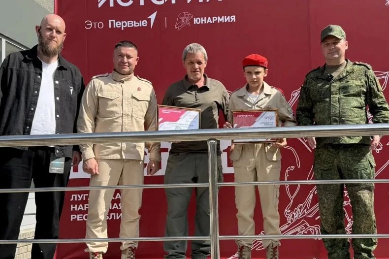 «Пост №1» собрал настоящих патриотов нашей Республики: команда Свердловской средней школы №9 среди них «Пост №1» собрал настоящих патриотов нашей Республики: команда Свердловской средней школы №9 среди них