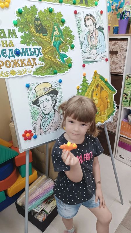 В Перевальском музее прошел литературный час «Мы Пушкина читаем с детства» В Перевальском музее прошел литературный час «Мы Пушкина читаем с детства»