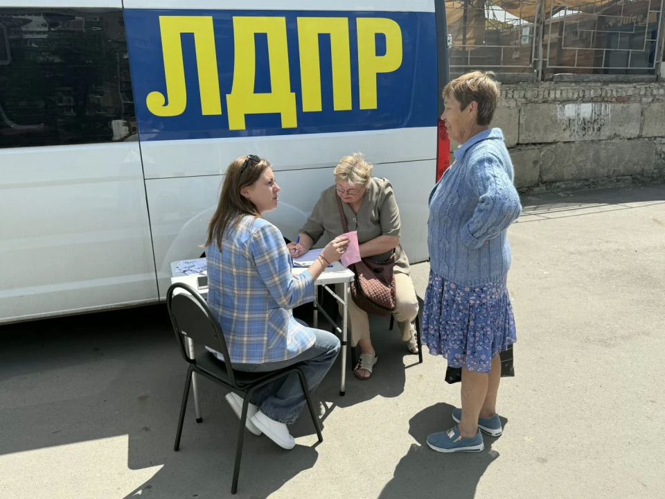 Галина Дуброва: Выездная приёмная: диалог о насущном Галина Дуброва: Выездная приёмная: диалог о насущном