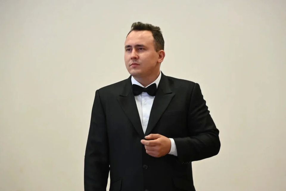 Классика, которая ожила: «Тайна русского романса» в Луганской филармонии Классика, которая ожила: «Тайна русского романса» в Луганской филармонии
