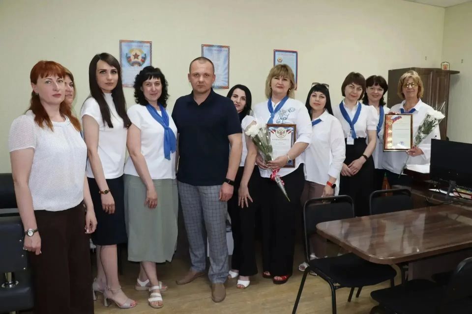 Есть работа, предполагающая наличие не только знаний, опыта, мастерства, а и таких качеств, как доброта, человечность, отзывчивость, милосердие Есть работа, предполагающая наличие не только знаний, опыта, мастерства, а и таких качеств, как доброта, человечность, отзывчивость, милосердие