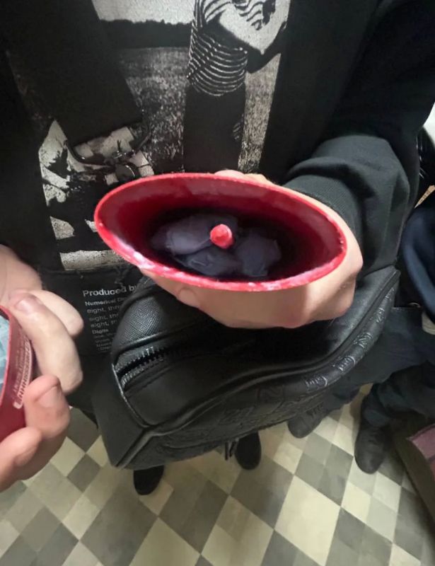 Стражи правопорядка задержали наркосбытчиков в столице Республики Стражи правопорядка задержали наркосбытчиков в столице Республики