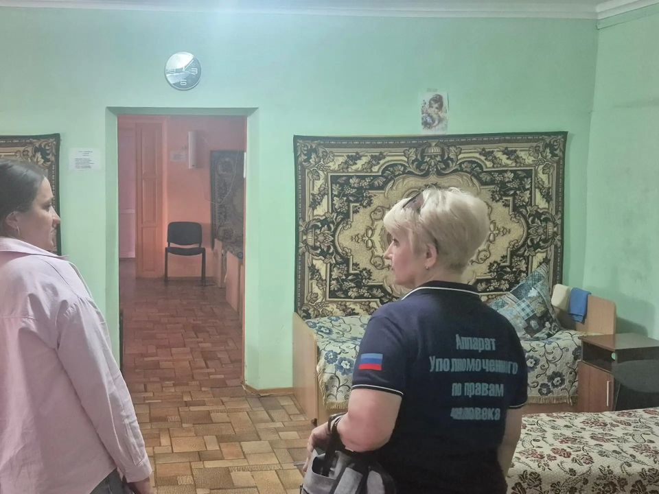 Анна Сорока: В рамках планового мониторинга соблюдения прав лиц, нуждающихся в постоянном уходе и медицинском обслуживании, мы осуществили выезд в Тепловский психоневрологический интернат Анна Сорока: В рамках планового мониторинга соблюдения прав лиц, нуждающихся в постоянном уходе и медицинском обслуживании, мы осуществили выезд в Тепловский психоневрологический интернат