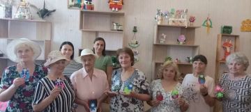 В Лутугинском доме культуры прошёл мастер-класс по изготовлению матрёшки
