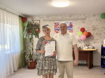 По зову сердца и долга: в Кировске отметили День социального работника