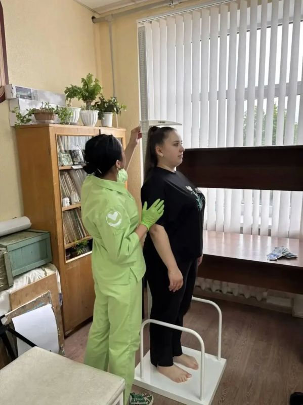 Специалисты Славяносербской ЦРБ провели осмотр работников культуры и образования Славяносербского МО Специалисты Славяносербской ЦРБ провели осмотр работников культуры и образования Славяносербского МО