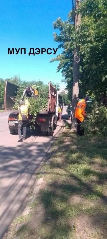 За период со 2 по 5 июня работниками МУП "ДЭРСУ" были выполнены следующие работы: За период со 2 по 5 июня работниками МУП "ДЭРСУ" были выполнены следующие работы: