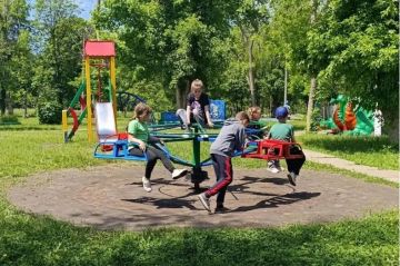 Тематическая летняя площадка «Первые Свердловска» продолжает свою работу