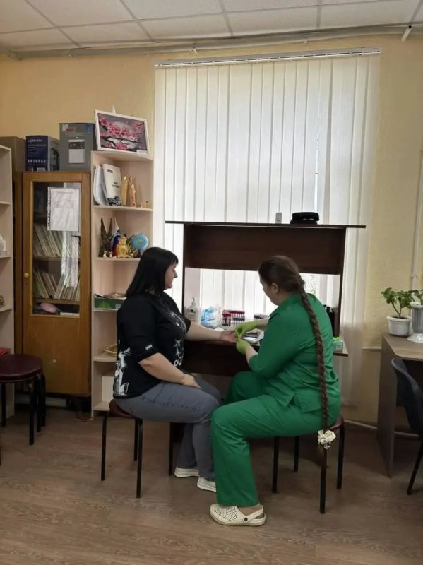 Специалисты Славяносербской ЦРБ провели осмотр работников культуры и образования Славяносербского МО Специалисты Славяносербской ЦРБ провели осмотр работников культуры и образования Славяносербского МО