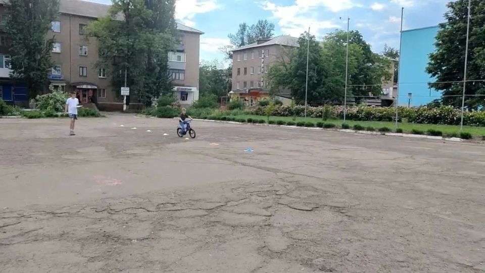 В Суходольске провели велофестиваль для детей В Суходольске провели велофестиваль для детей