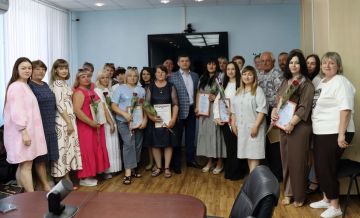 В Антраците поздравили с Днем социального работника