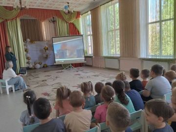 Спасатели напомнили краснолучским дошкольникам правила пожарной безопасности