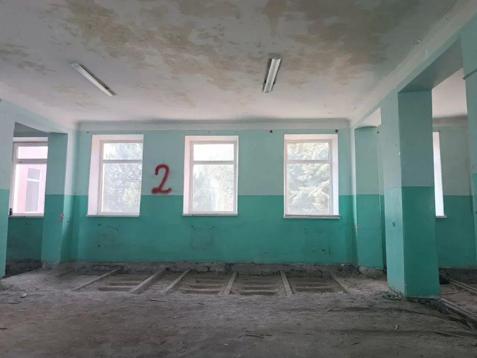 Сегодня делюсь с вами тем, что в Молодогвардейске и Суходольске активно продолжается капитальный ремонт поликлиник Сегодня делюсь с вами тем, что в Молодогвардейске и Суходольске активно продолжается капитальный ремонт поликлиник